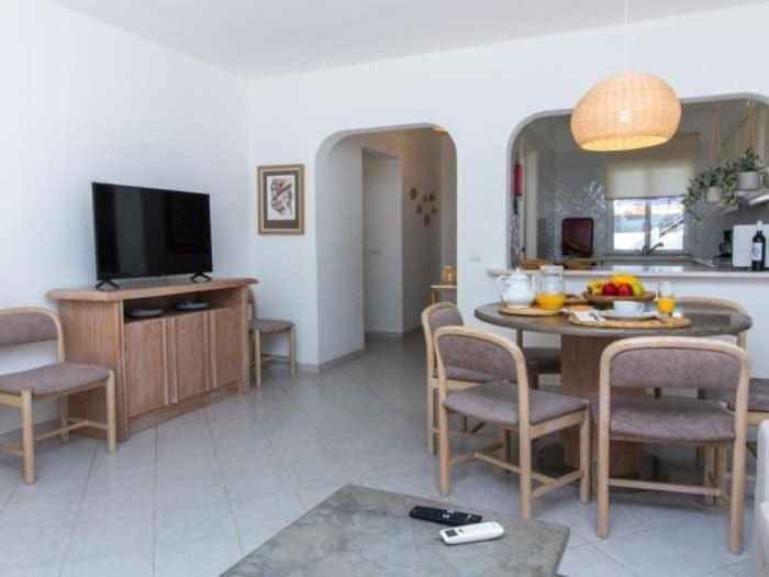 אלבופיירה Estima Golf House Apartment - Luxurious & 6 Pools & Golf & Tennis מראה חיצוני תמונה