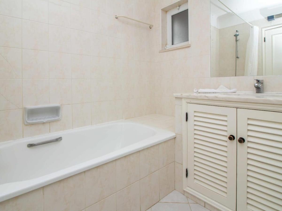 אלבופיירה Estima Golf House Apartment - Luxurious & 6 Pools & Golf & Tennis מראה חיצוני תמונה